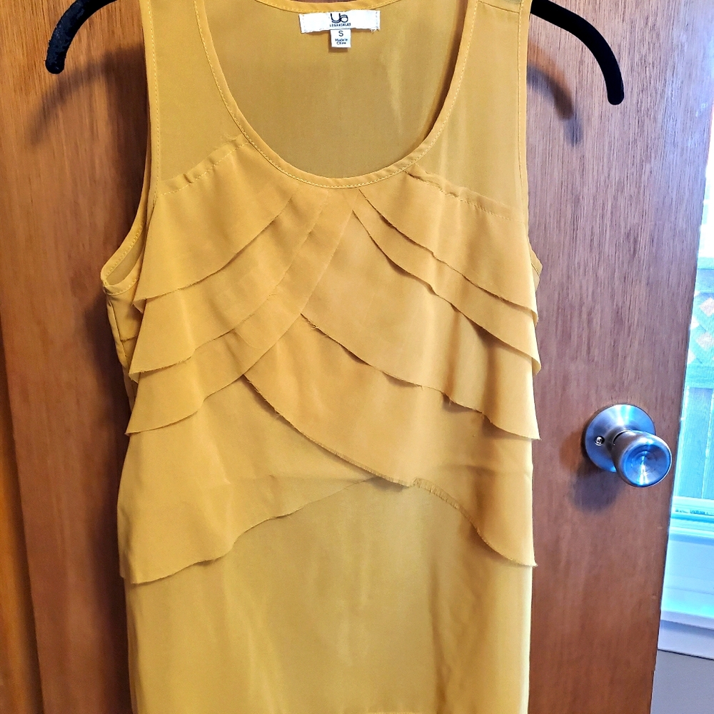 Ruffled tank